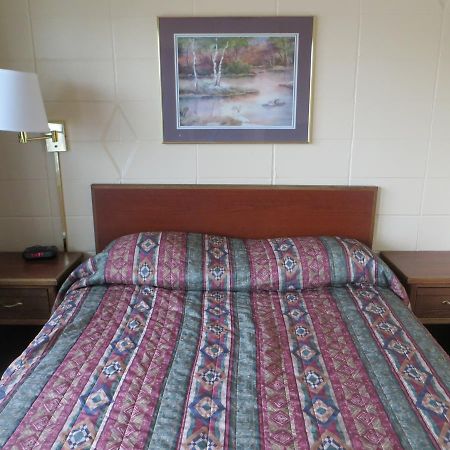 Deluxe Inn/Extended Stay - Council Bluffs 卡特湖 外观 照片