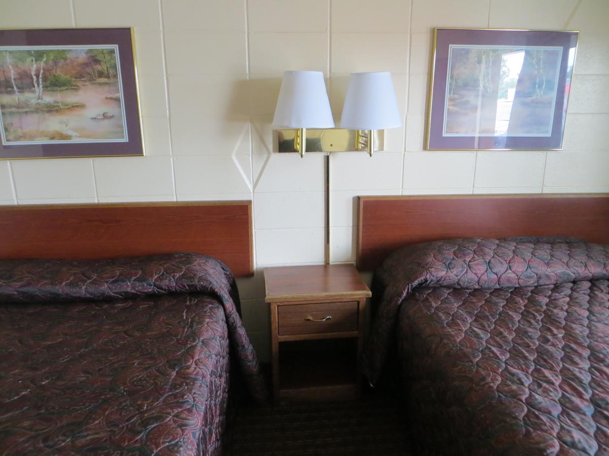 Deluxe Inn/Extended Stay - Council Bluffs 卡特湖 外观 照片